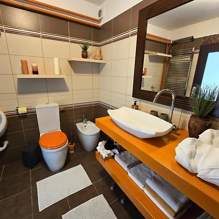 Casa Fragola - Garden Apartment, *